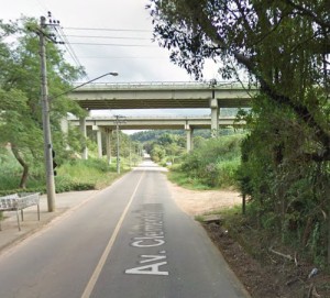 Passe_sob_Bandeirantes